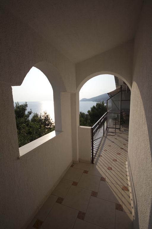Apartments Garac Dugi Rat Rum bild